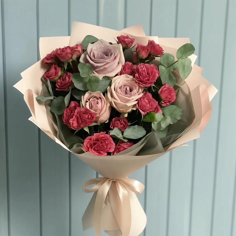 Букет цветов из: Гвоздики и Розы в Поселок дома отдыха Огарево