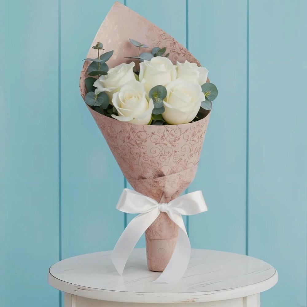 Букет цветов из: Розы в Поселок дома отдыха Огарево