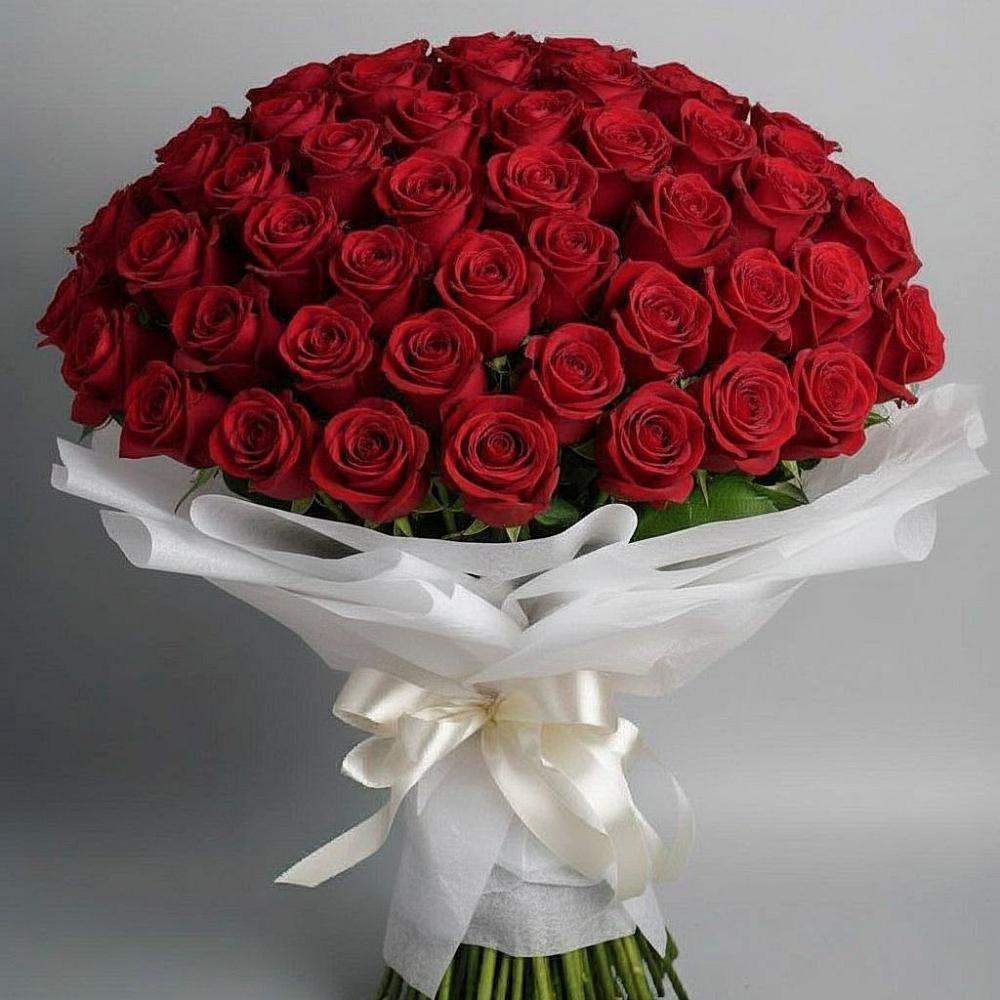 Букет 101 Красная роза Блэк Мэджик в Поселок дома отдыха Огарево
