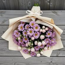 Букет цветов из:  Розы и Хризантемы в Поселок дома отдыха Огарево