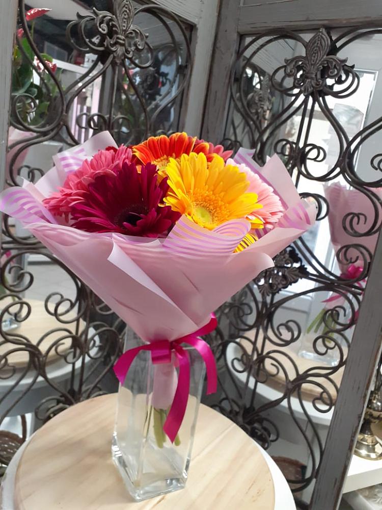 Букет цветов из: Герберы в Поселок дома отдыха Огарево