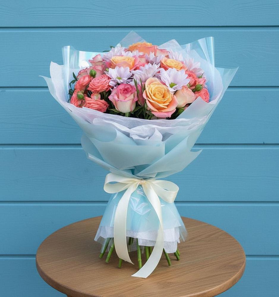 Букет цветов из: Хризантемы и Розы в Поселок дома отдыха Огарево