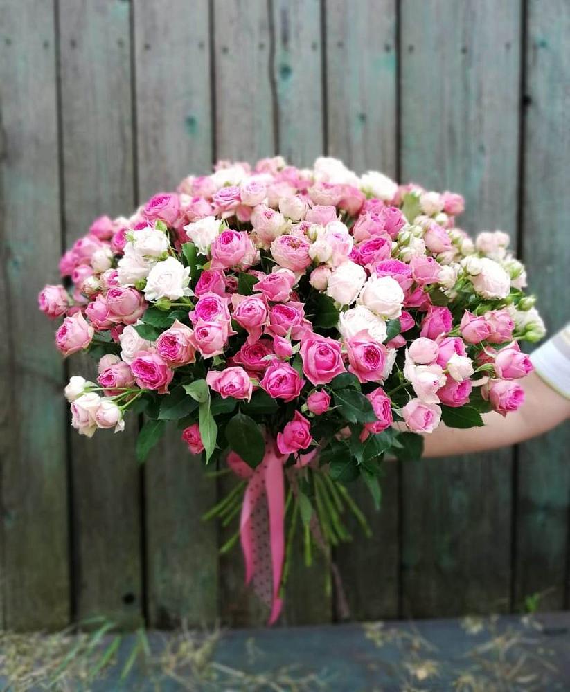 Букет Розовые кустовые розы Натали и Лав Лидия в Поселок дома отдыха Огарево