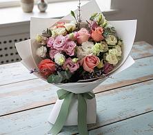 Букет цветов из:  Розы, Лизиантусы и Гвоздики #REPLACE_PRED# Поселок дома отдыха Огарево